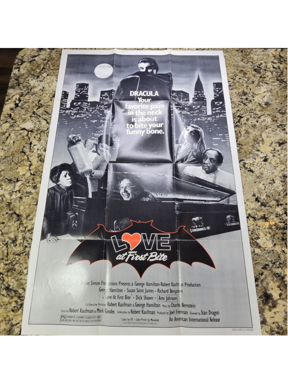 1979 Love At First Bite Movie Poster One Sheet George Hamilton Dracula 27x41 VTG